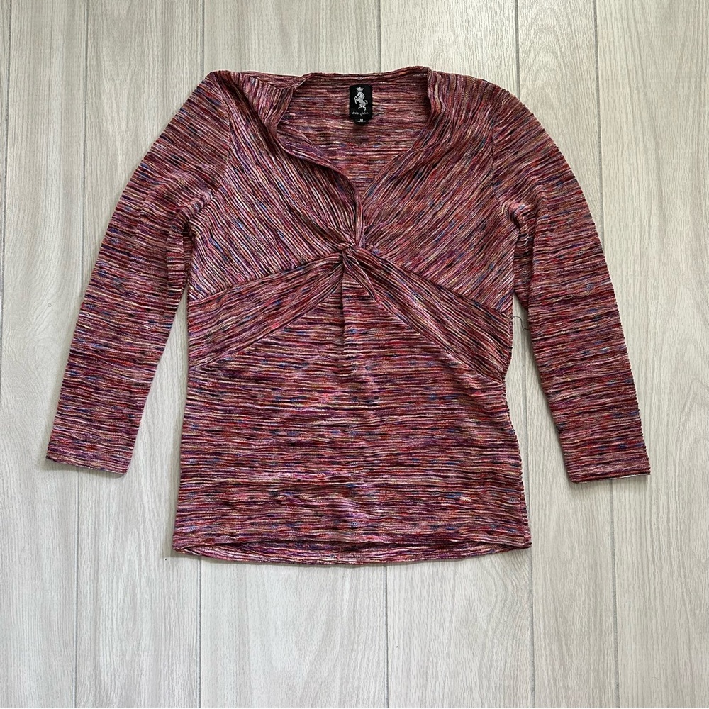 sheer stretchy 3/4 sleeves. Beautiful multicolor v neck.